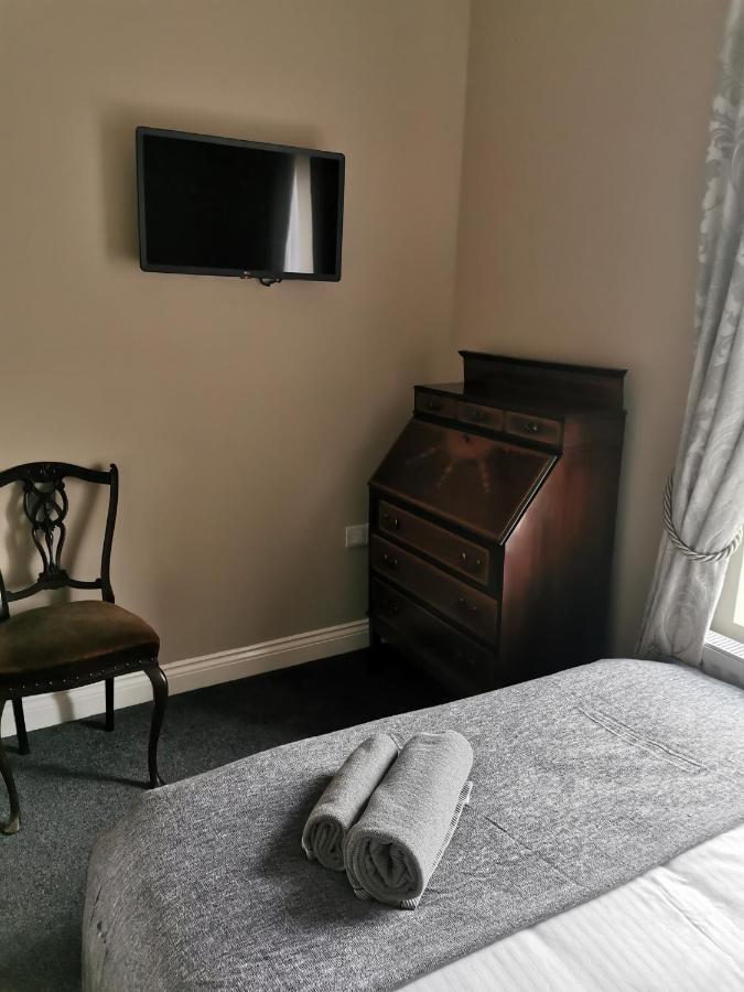 6 Dbl Bed, Central Huddersfield House Inc Parking Zewnętrze zdjęcie